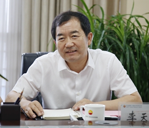 李校長.JPG